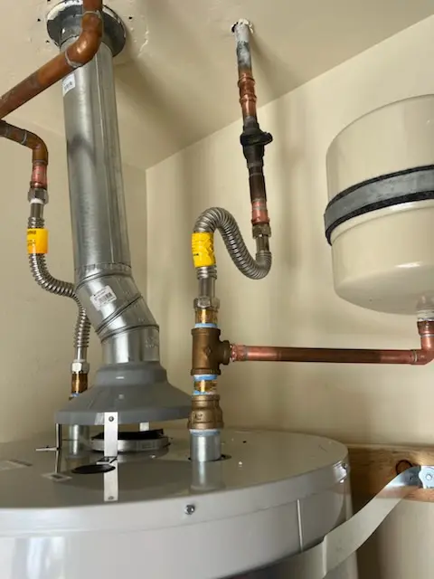 Water heater installation and plumbing repair in South River Gardens